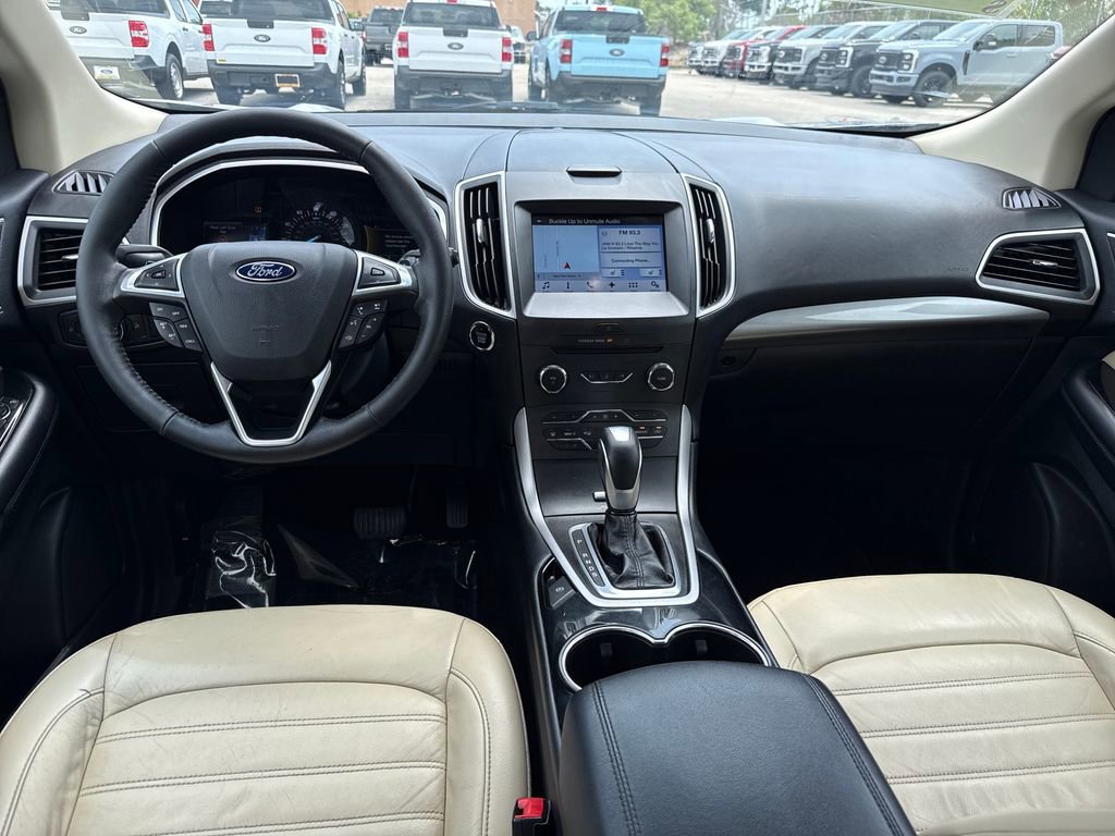 Used 2016 Ford Edge SEL w/ Equipment Group 201A FWD image 6