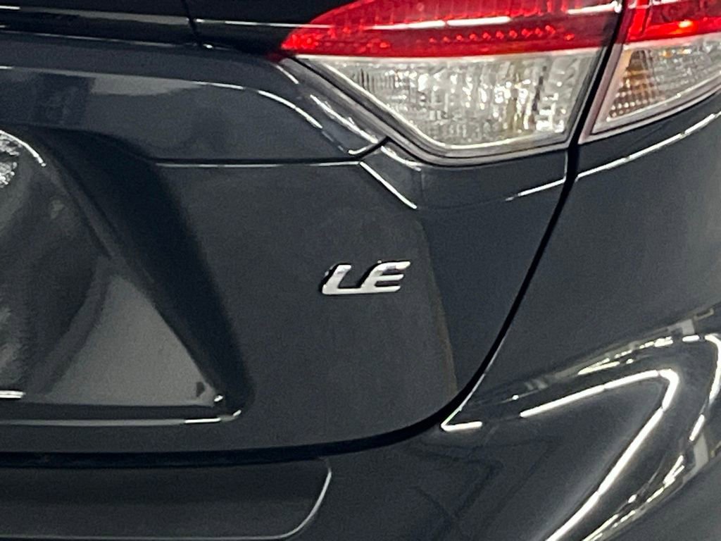 Used 2024 Toyota Corolla LE image 31