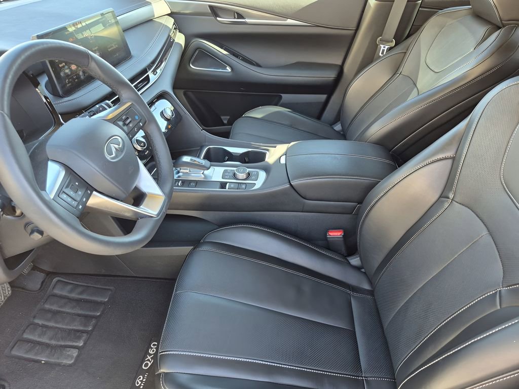 Used 2025 INFINITI QX60 Luxe w/ Vision Package image 19