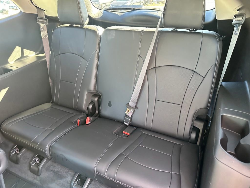 Used 2019 Buick Enclave Avenir w/ Avenir Technology Package image 12