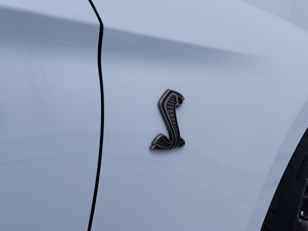 Used 2020 Ford Mustang Shelby GT500 w/ Technology Package RWD image 35