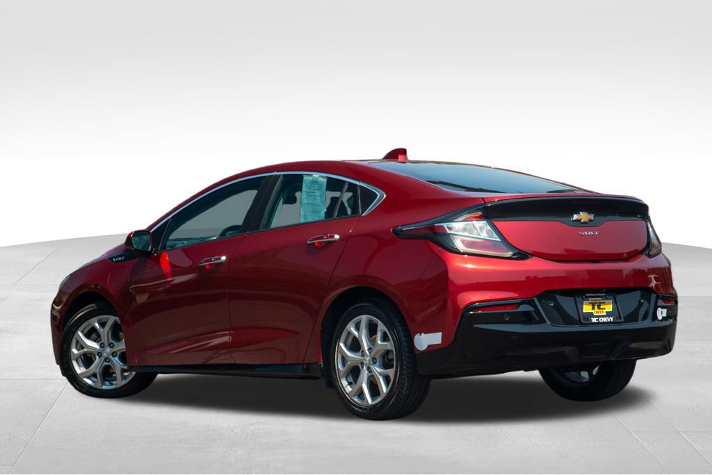 Used 2018 Chevrolet Volt Premier w/ Driver Confidence Package FWD image 7