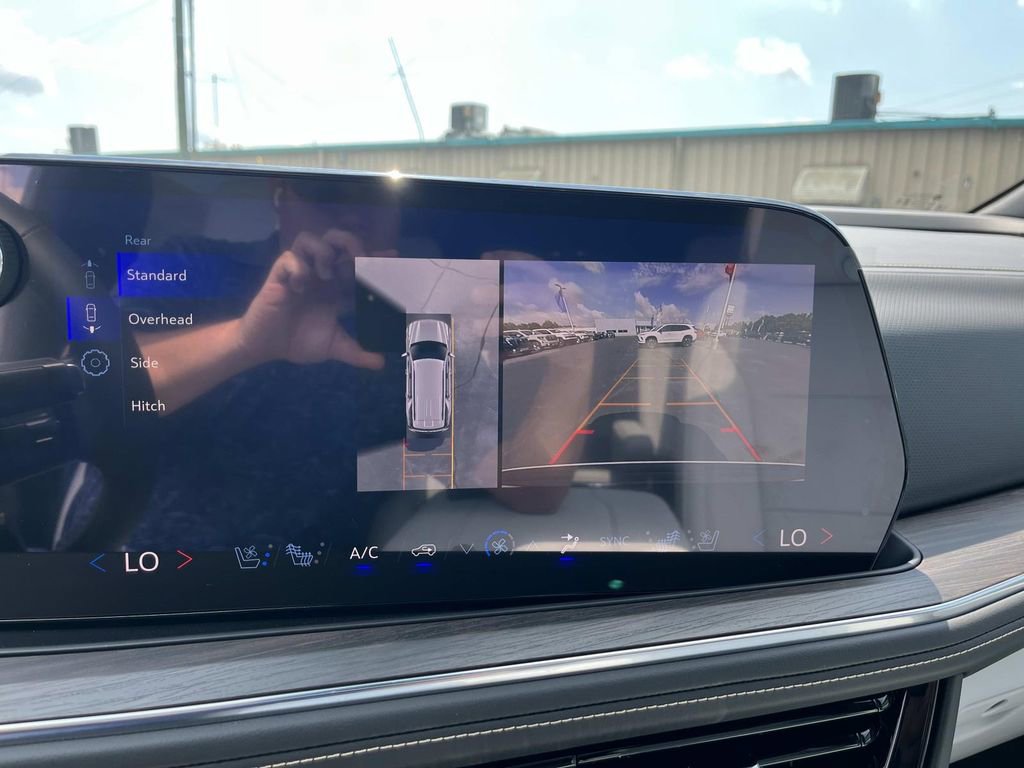 New 2025 Chevrolet Tahoe Premier w/ Sun And Tow Package image 29