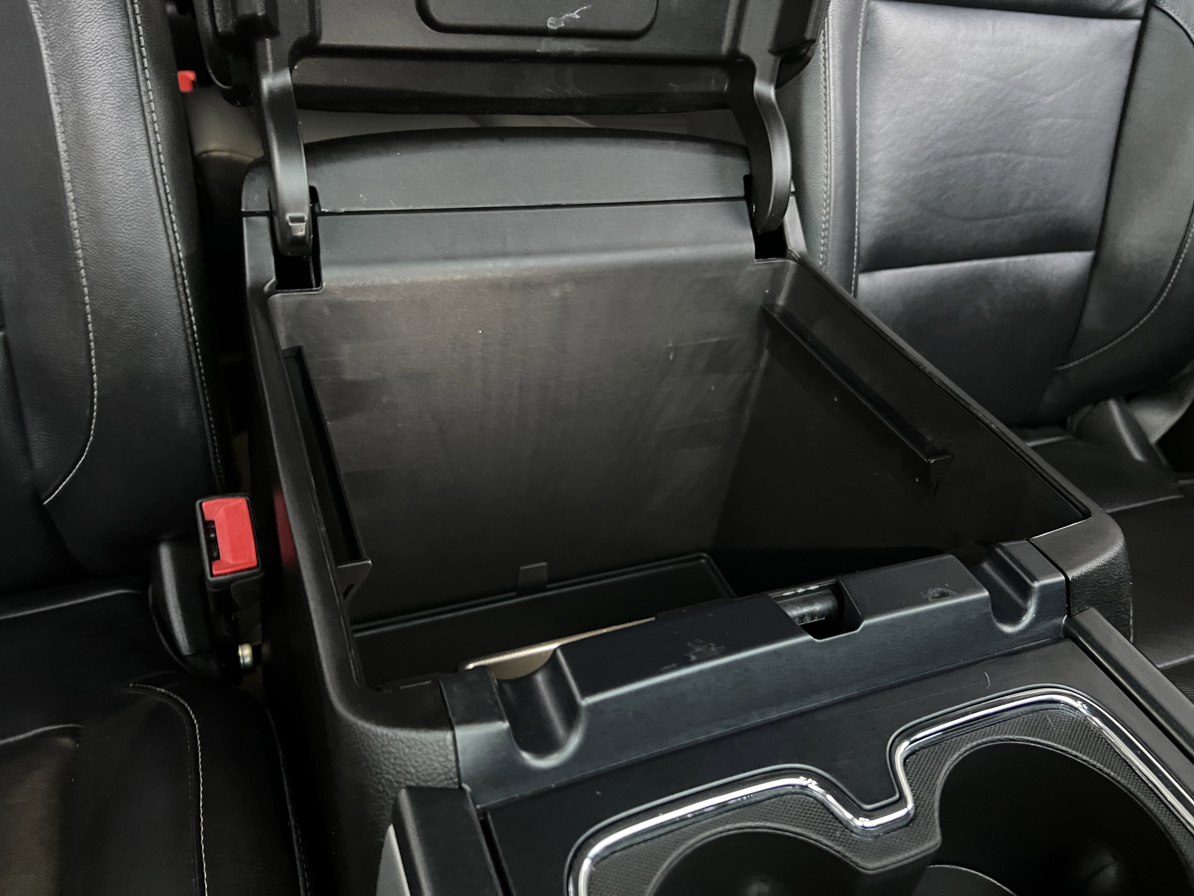 Used 2018 Chevrolet Silverado 3500 LTZ image 26