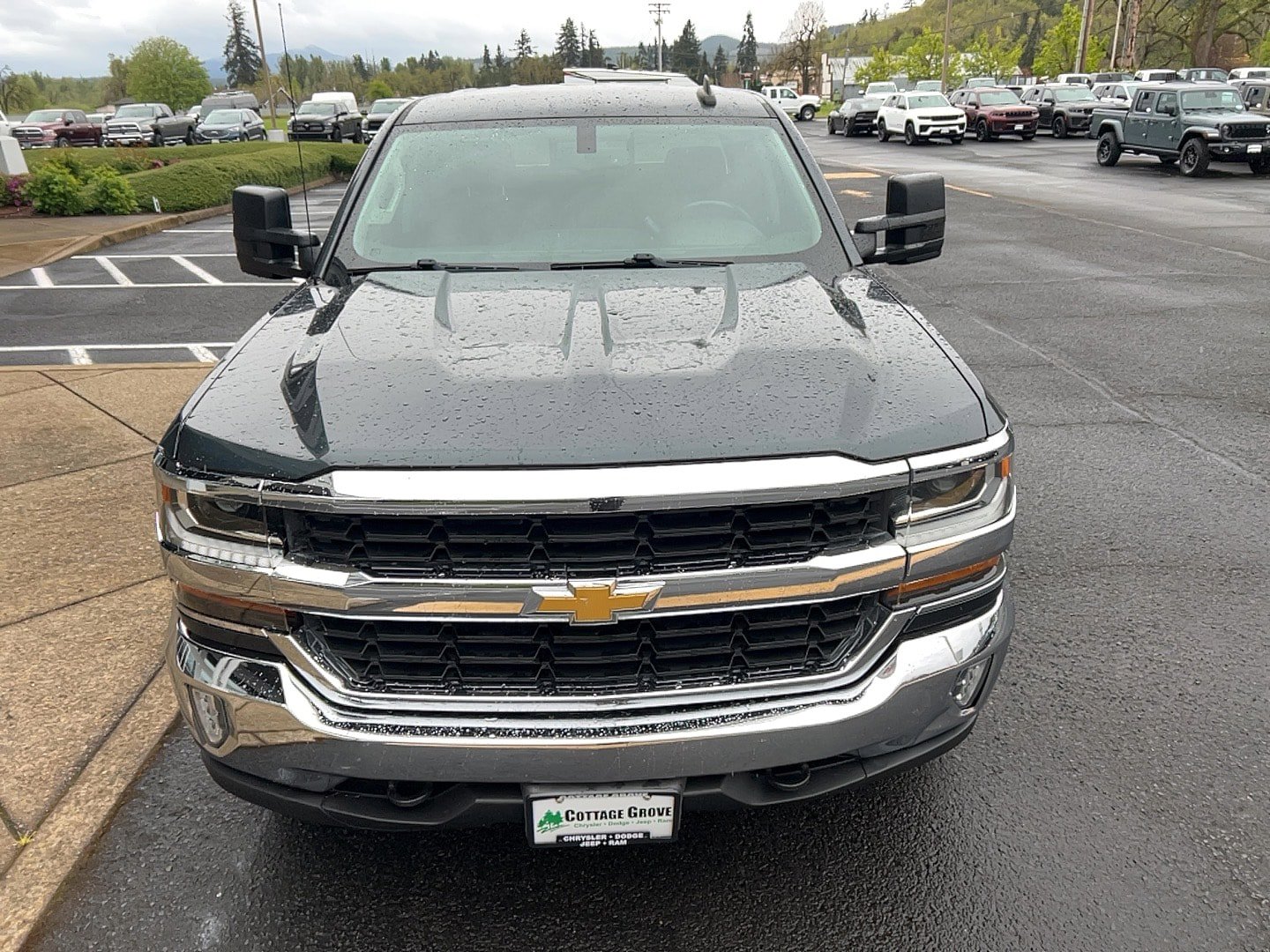 Used 2018 Chevrolet Silverado 1500 LT w/ Max Trailering Package AWD/4WD image 7