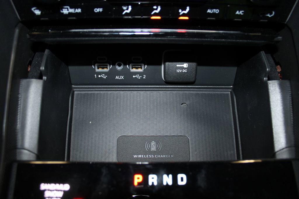 New 2025 Jeep Grand Cherokee Limited w/ Luxury Tech Group II image 22