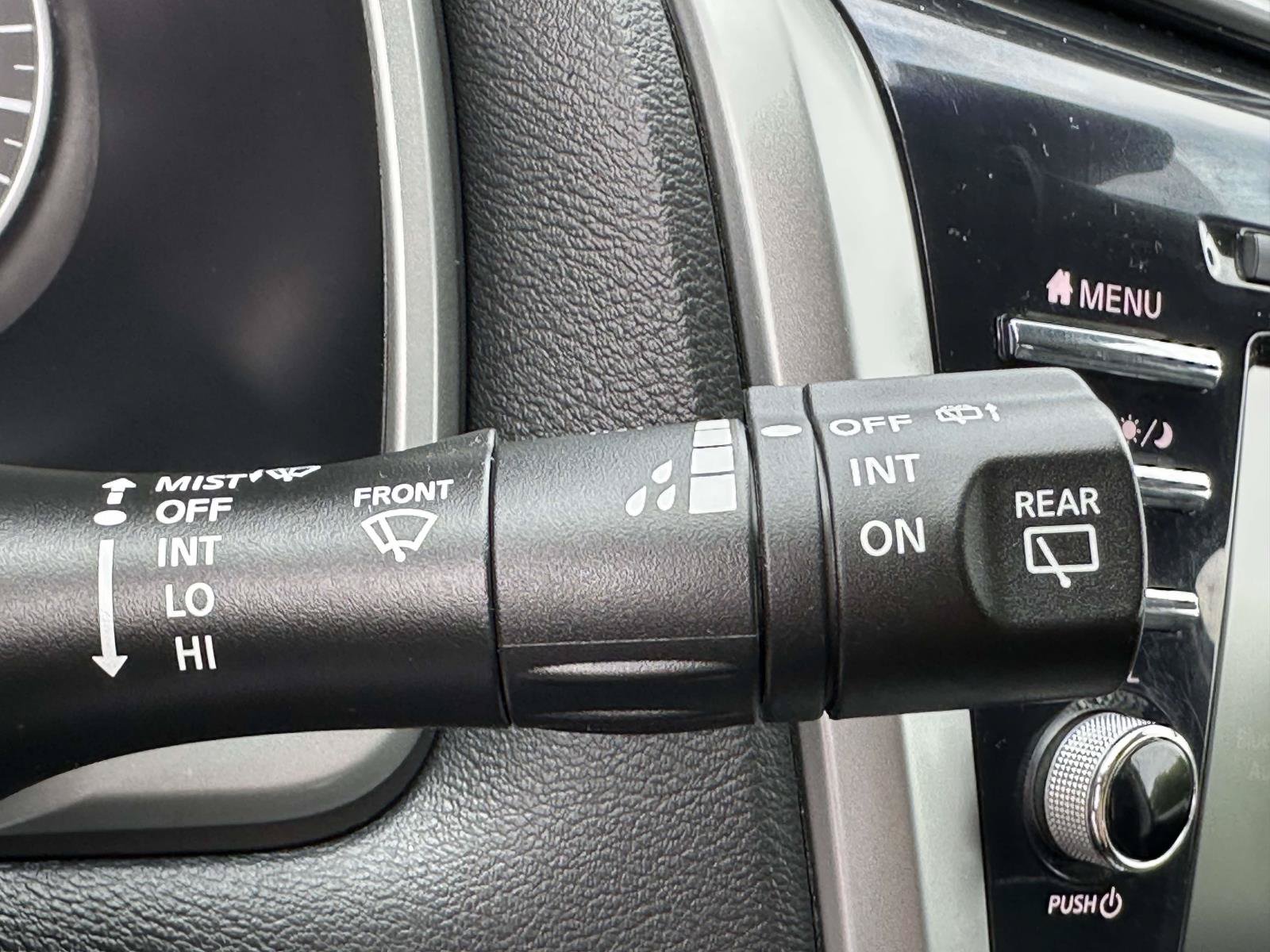 Used 2023 Nissan Murano SL AWD/4WD image 15