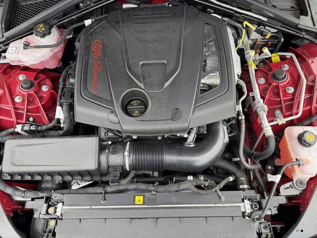 Used 2023 Alfa Romeo Giulia Sprint image 35