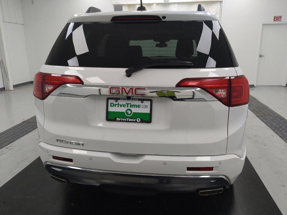 Used 2019 GMC Acadia Denali w/ Technology Package FWD image 7