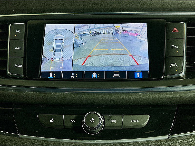 Used 2023 Buick Enclave Avenir w/ Avenir Technology Package image 17