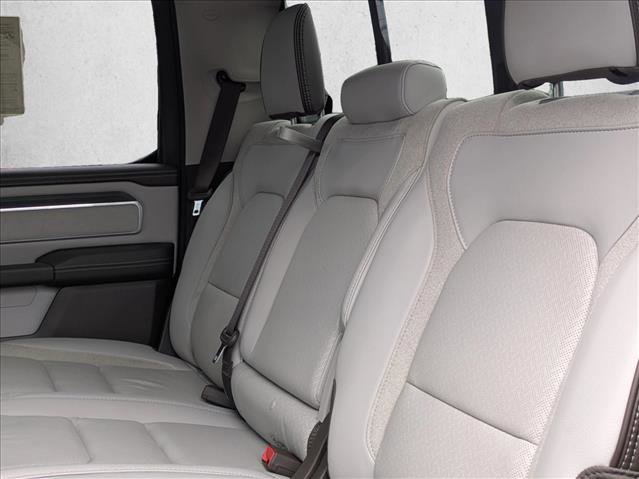 Used 2025 RAM 1500 Laramie AWD/4WD image 23