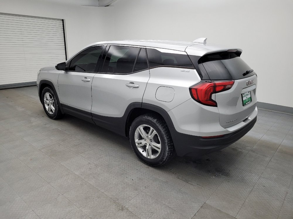 Used 2018 GMC Terrain SLE FWD image 3