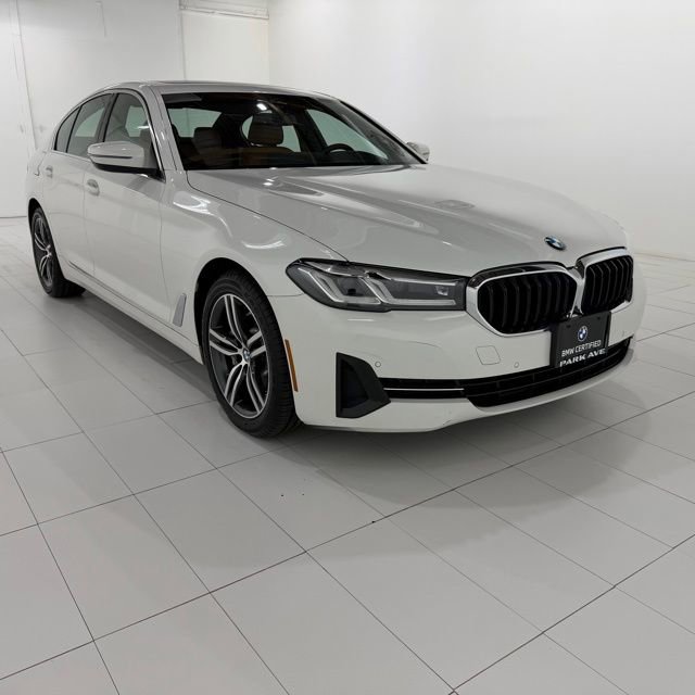 Certified 2023 BMW 530i xDrive w/ Premium Package AWD/4WD image 7