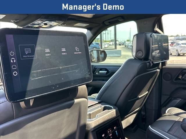 New 2026 GMC Yukon AT4 Ultimate w/ LPO, Floor Liner Package AWD/4WD image 26