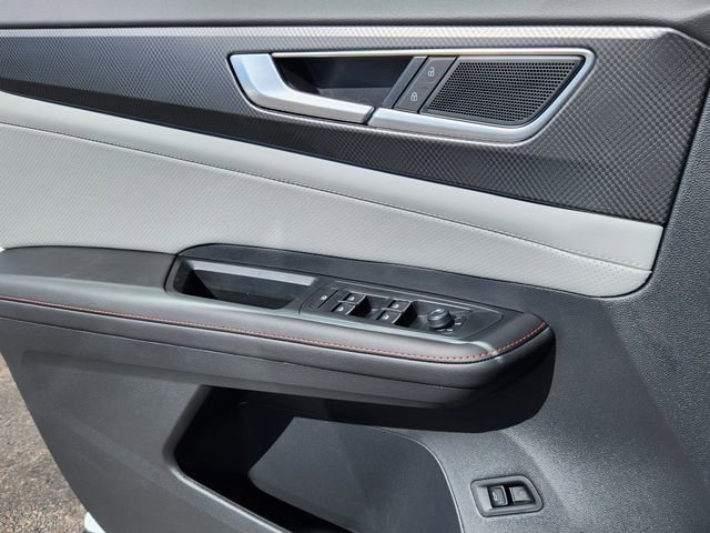 New 2026 Volkswagen Atlas Peak Edition image 6