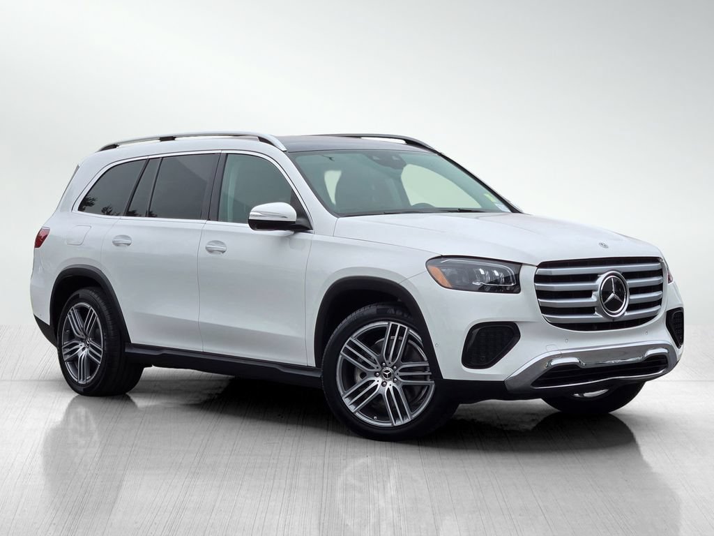 Used 2024 Mercedes-Benz GLS 450 4MATIC image 1
