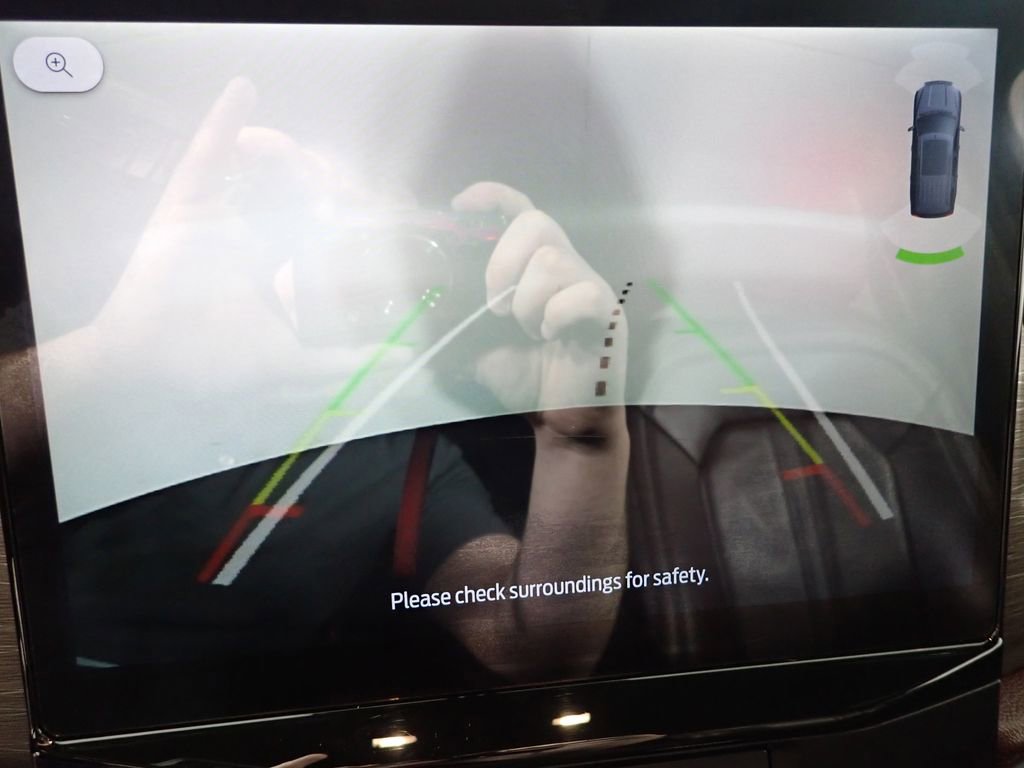 Used 2024 Ford Expedition Max Limited image 3