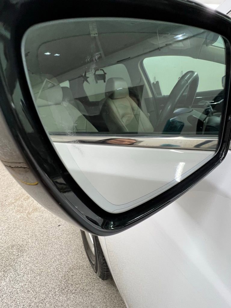 Used 2021 Buick Enclave Essence image 29