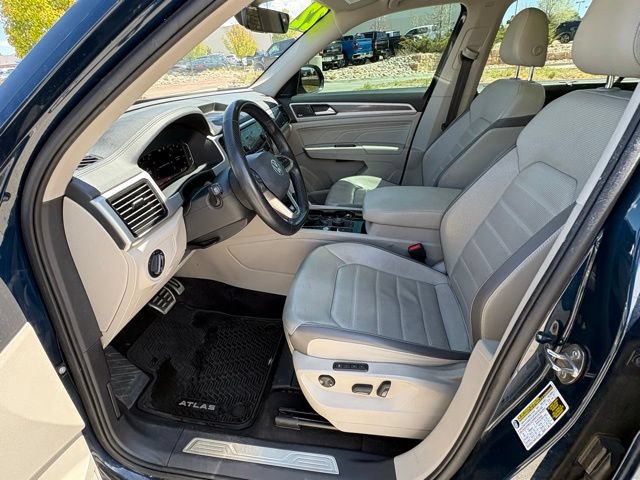 Used 2022 Volkswagen Atlas SEL Premium AWD/4WD image 14