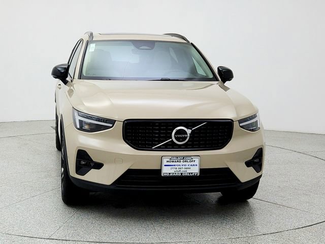 New 2026 Volvo XC40 B5 Ultra w/ Climate Package image 2