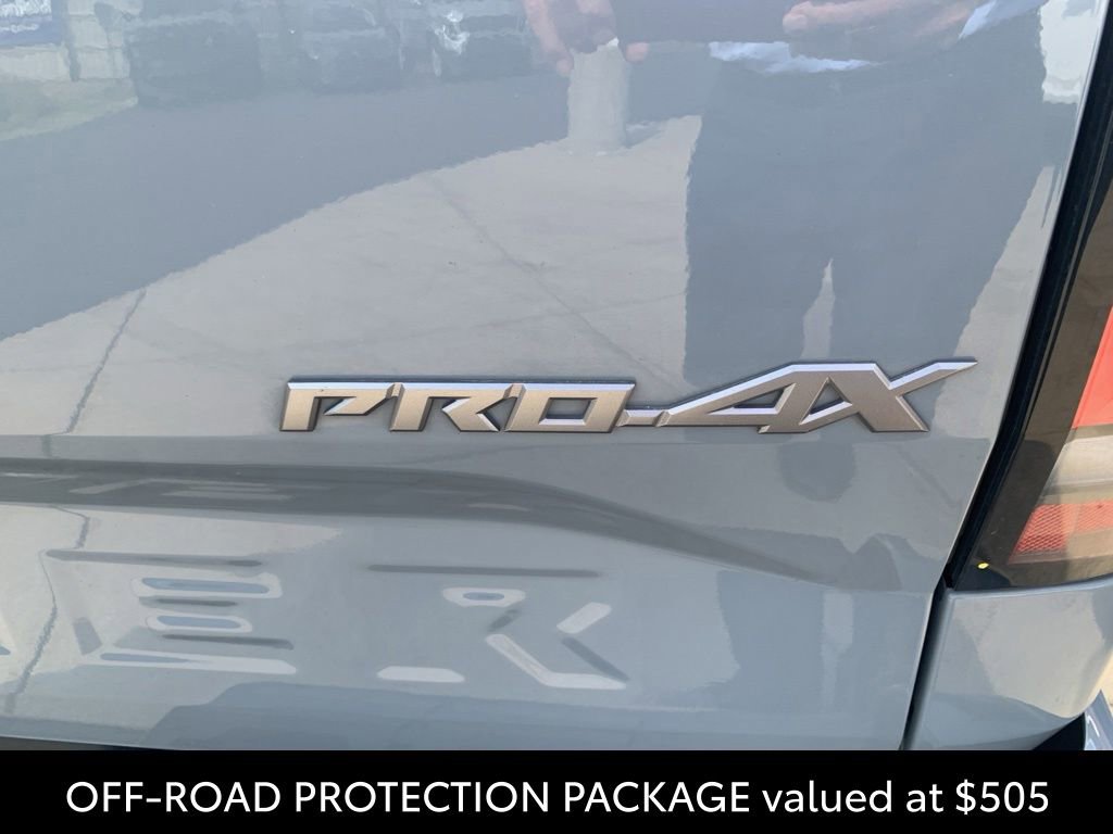 Used 2023 Nissan Frontier PRO-4X w/ Pro-4X Premium Package AWD/4WD image 10