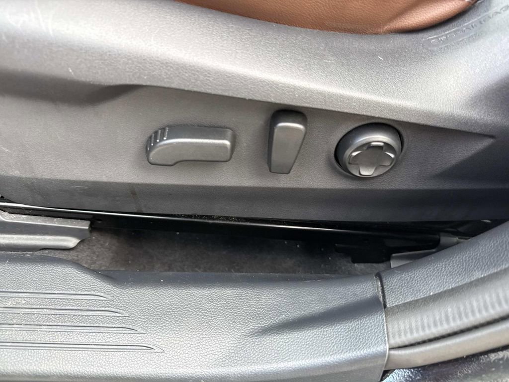 Used 2024 Subaru Legacy Touring XT image 27