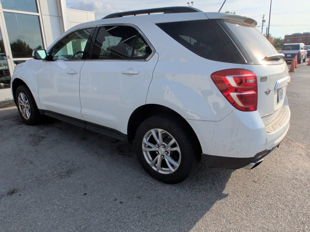 Used 2017 Chevrolet Equinox LT AWD/4WD image 4