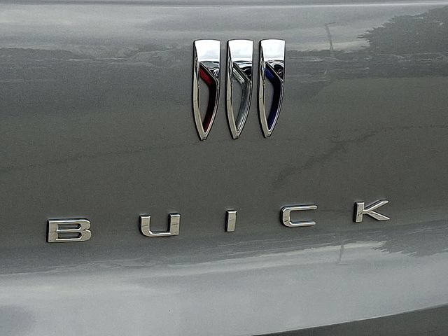 Used 2024 Buick Encore GX Preferred AWD/4WD image 31