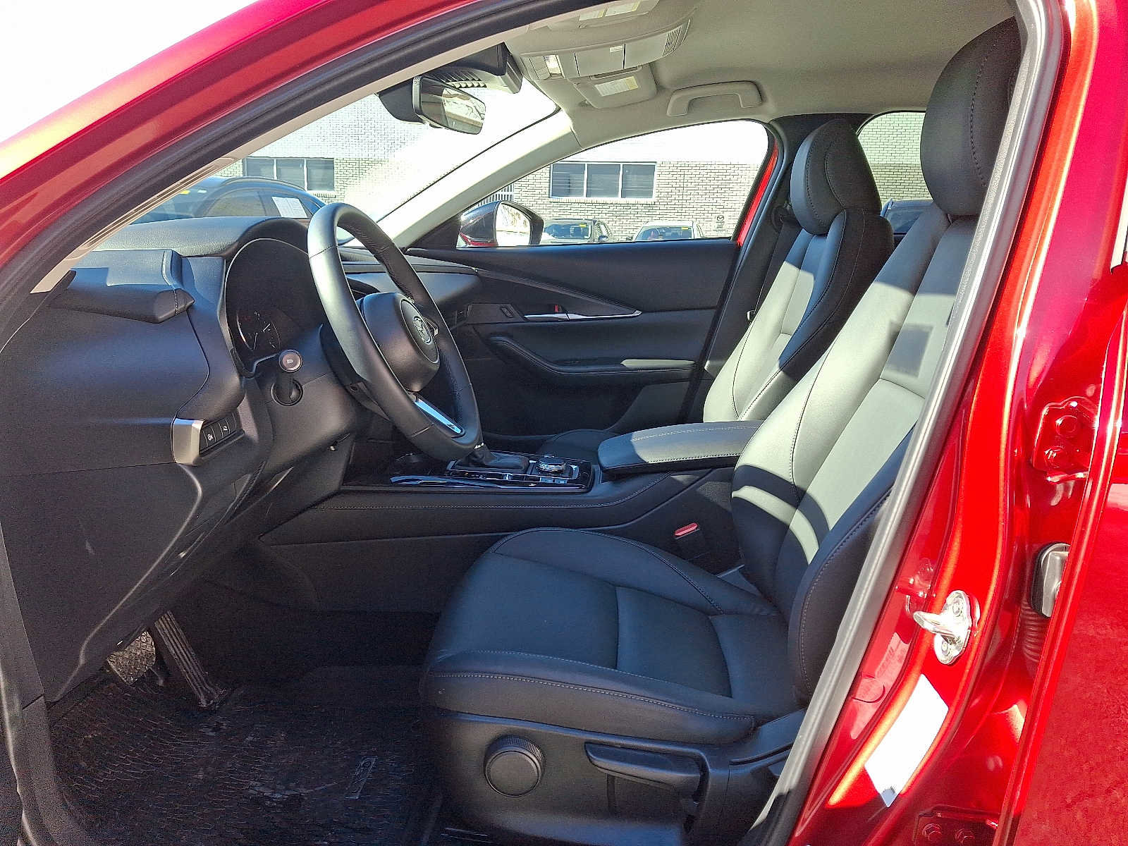 Certified 2025 MAZDA CX-30 AWD 2.5 S w/ Select Sport Pkg image 13