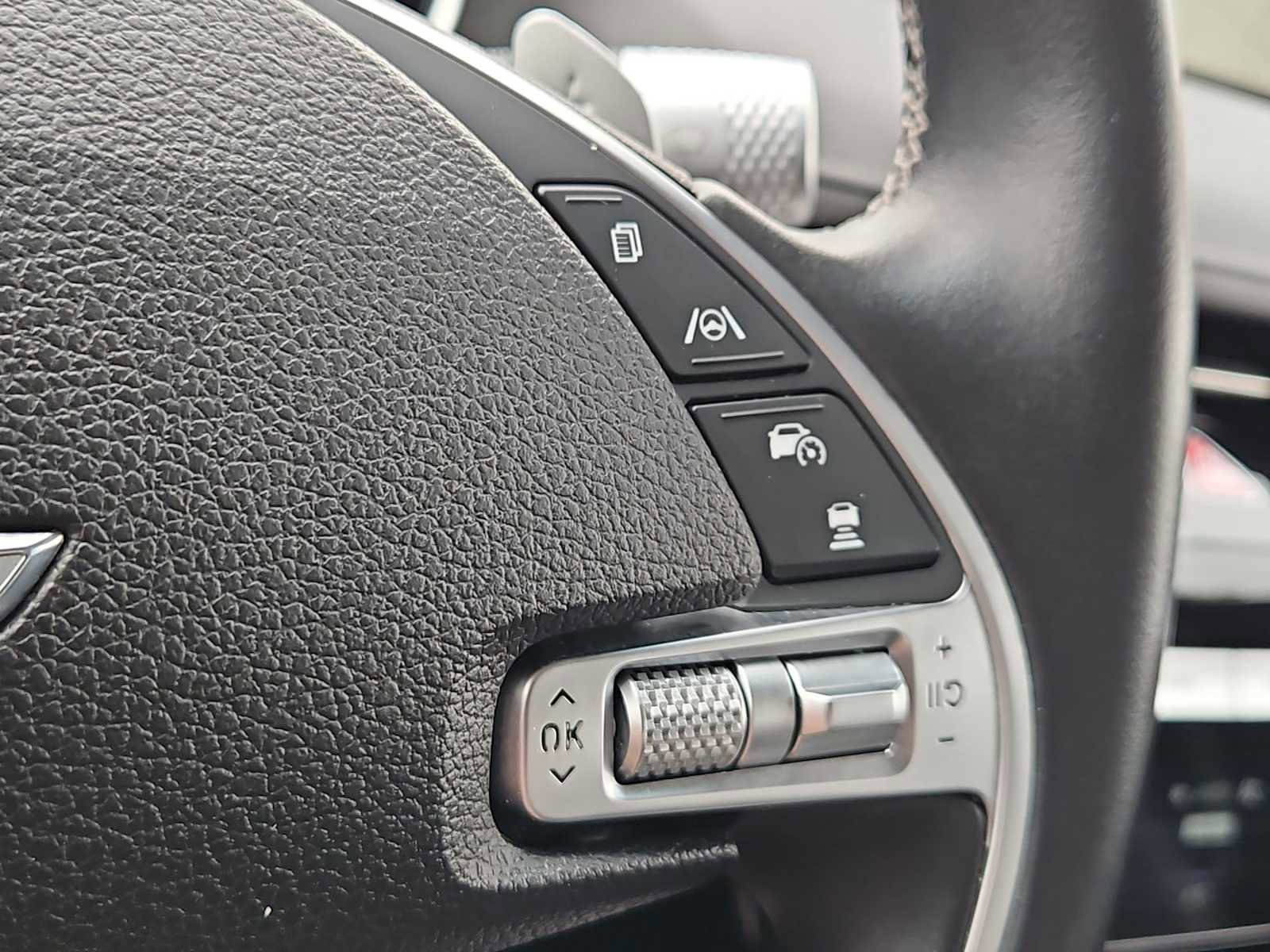 Used 2023 Genesis G80 2.5T image 39