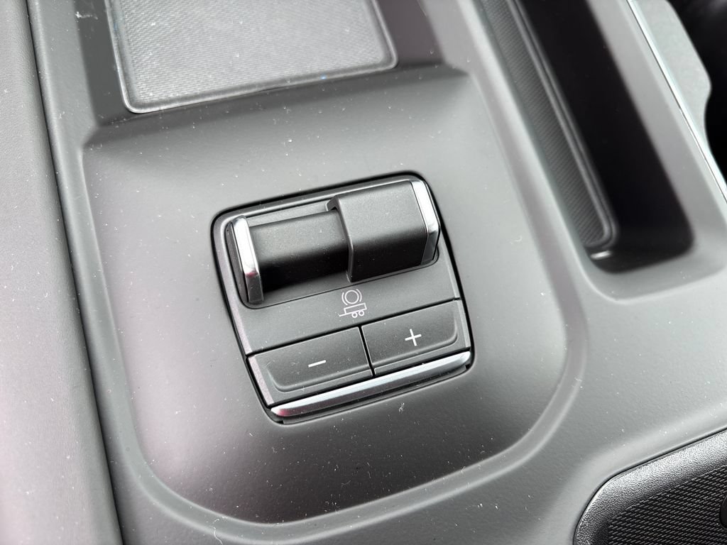 New 2026 GMC Sierra 2500 4x4 Crew Cab Denali Ultimate image 23