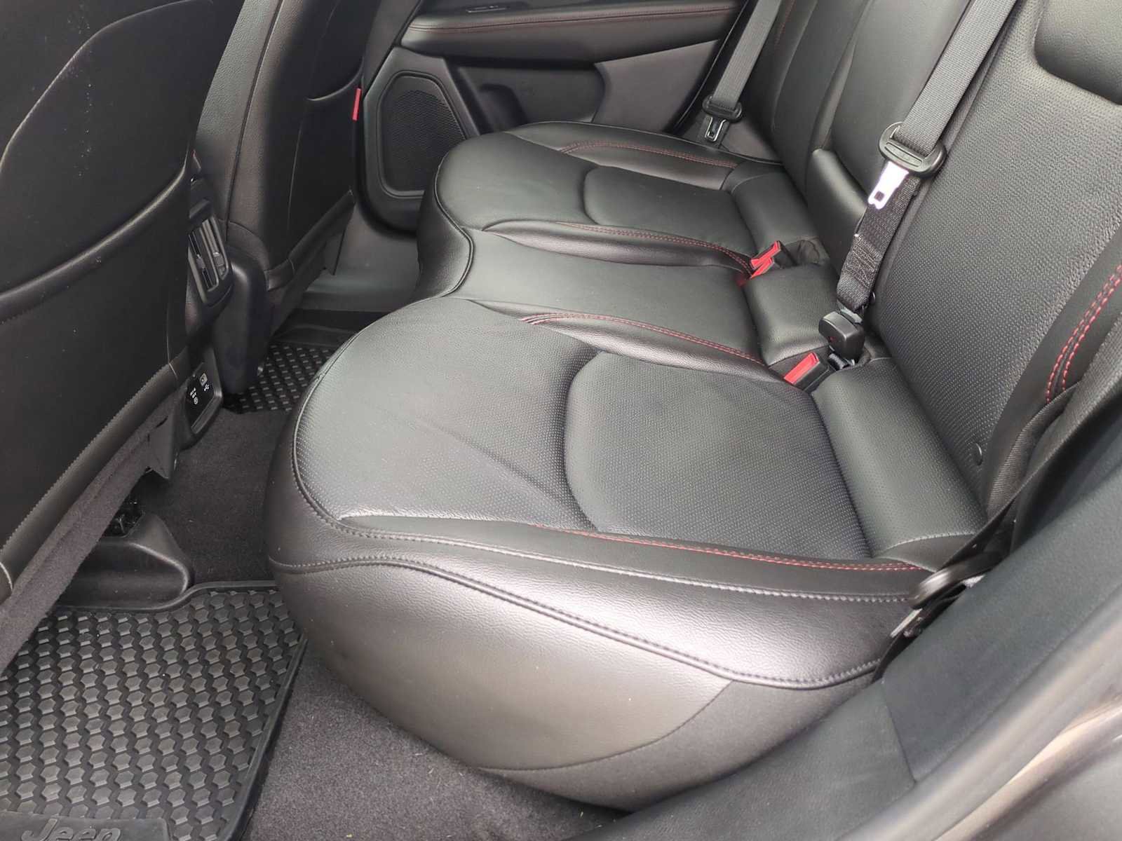 Used 2021 Jeep Compass Trailhawk AWD/4WD image 25