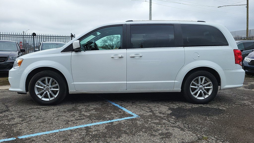 Used 2019 Dodge Grand Caravan SXT image 6