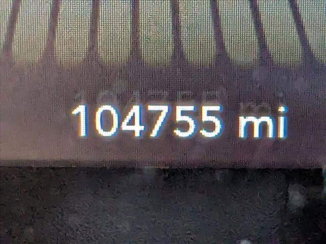 Used 2017 Dodge Challenger SXT w/ Blacktop Package image 15