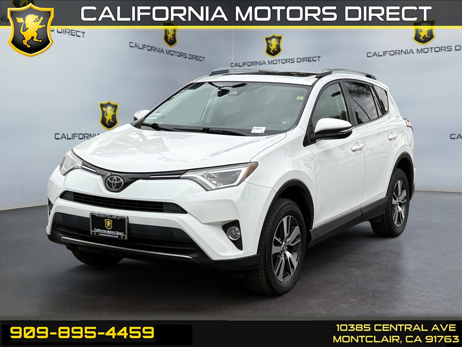 Used 2017 Toyota RAV4 XLE image 1
