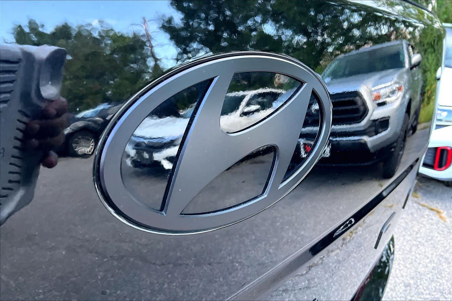 Used 2025 Hyundai Santa Fe Calligraphy AWD/4WD image 30
