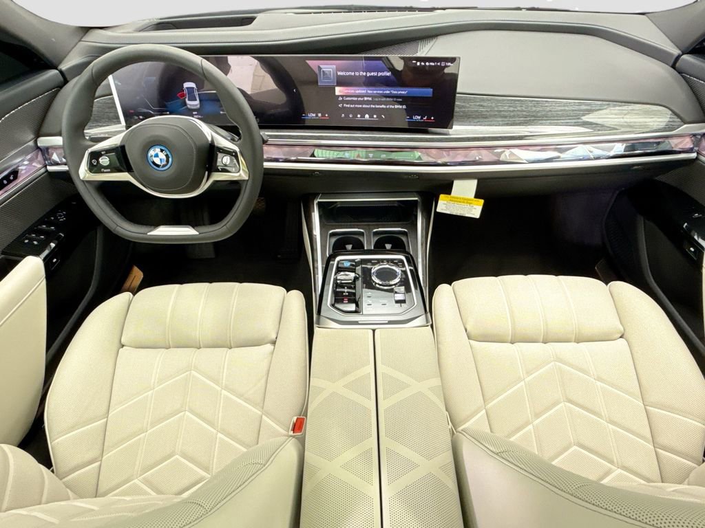 New 2026 BMW i7 xDrive60 RWD image 13