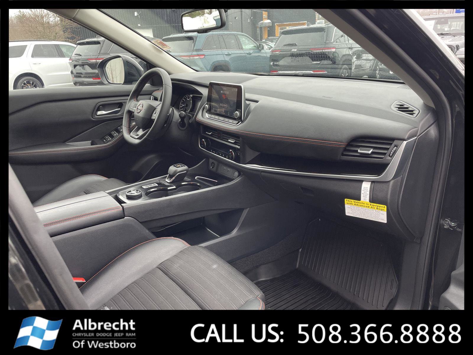 Used 2025 Nissan Rogue SV w/ Rock Creek Premium Package AWD/4WD image 20