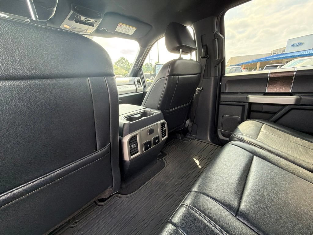 Used 2022 Ford F350 Lariat w/ Black Appearance Package AWD/4WD image 17