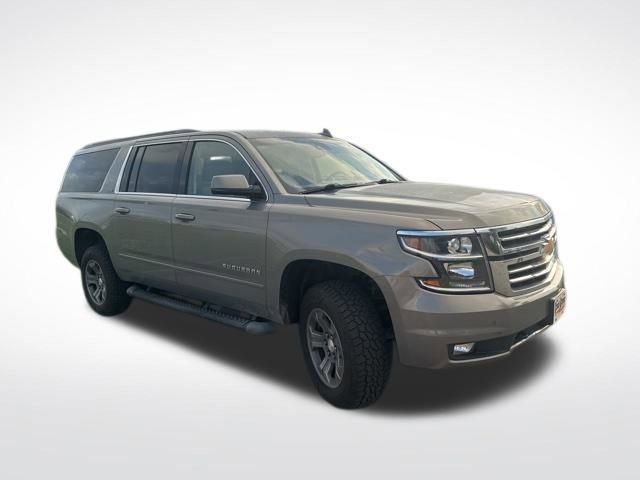 Used 2017 Chevrolet Suburban LT image 5