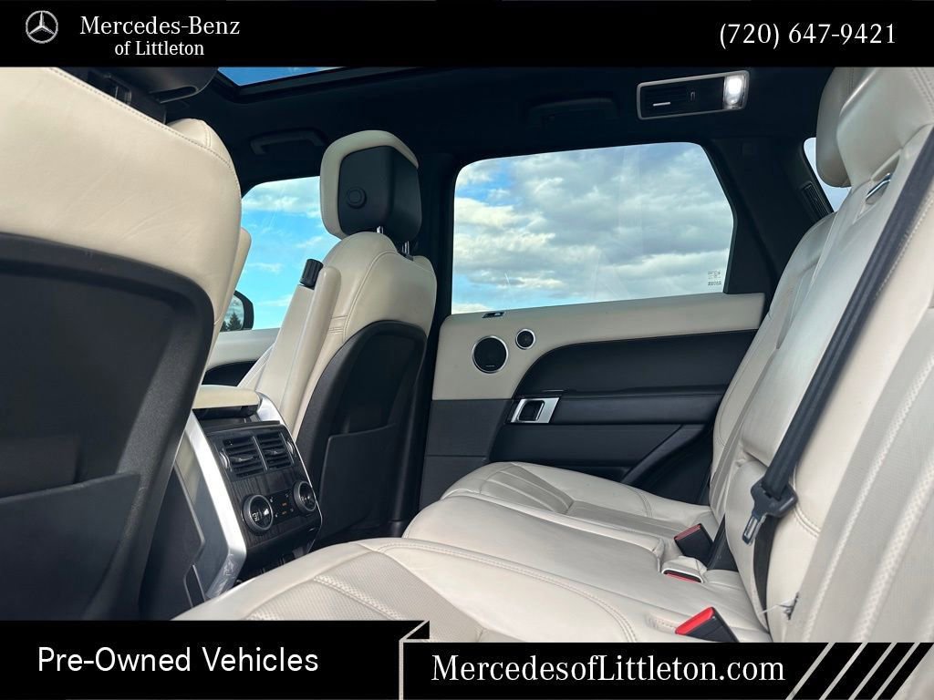 Used 2019 Land Rover Range Rover Sport HSE image 18