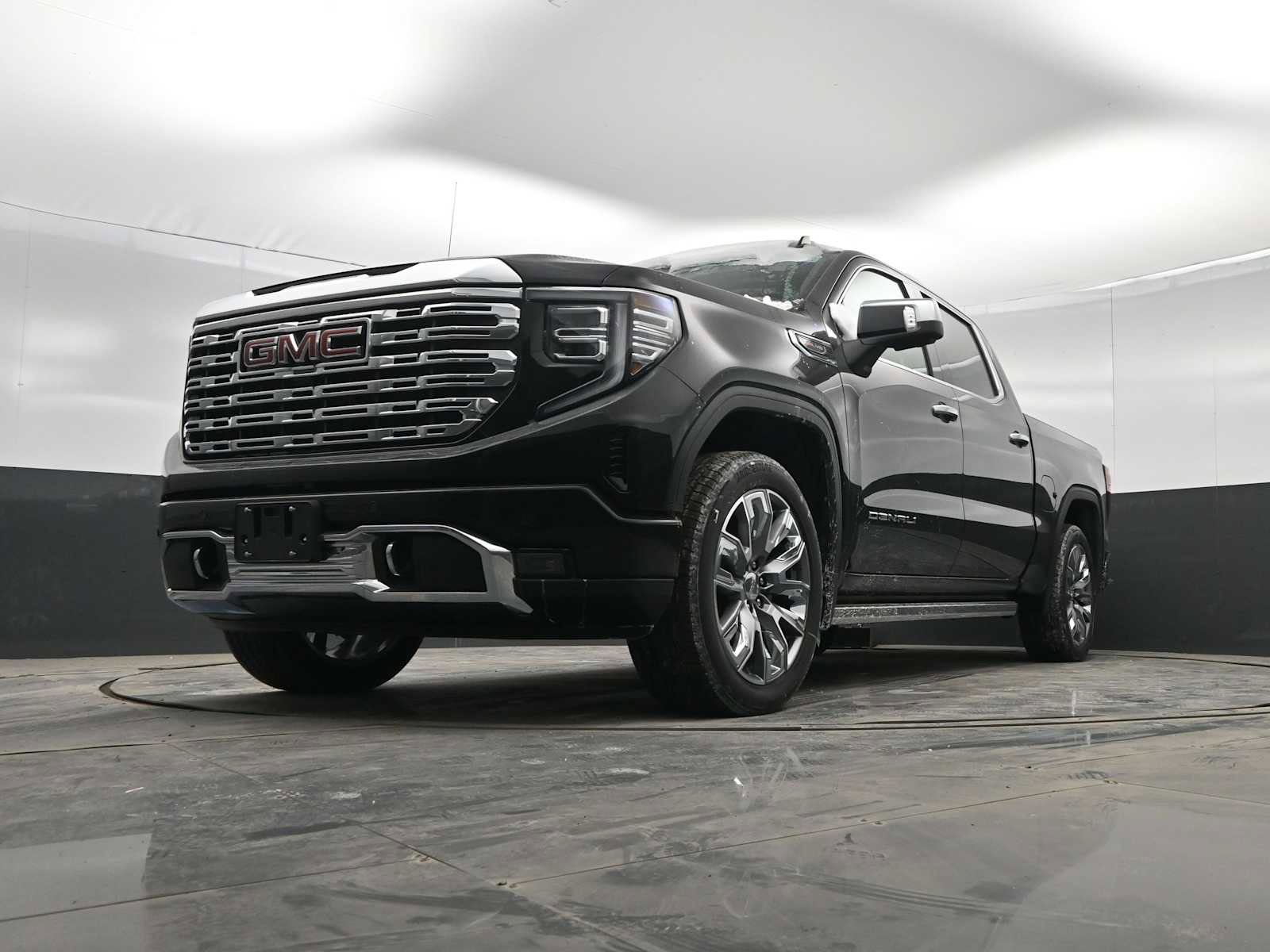 New 2026 GMC Sierra 1500 Denali w/ Denali Reserve Package image 33