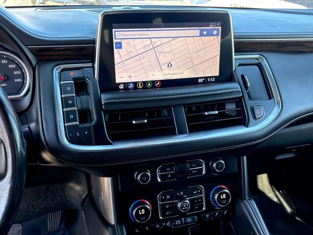 Used 2021 Chevrolet Suburban Premier image 24