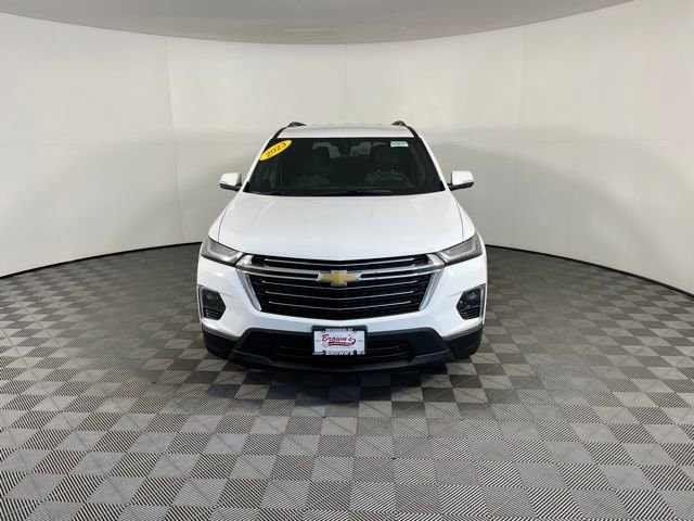 Used 2023 Chevrolet Traverse LT image 2