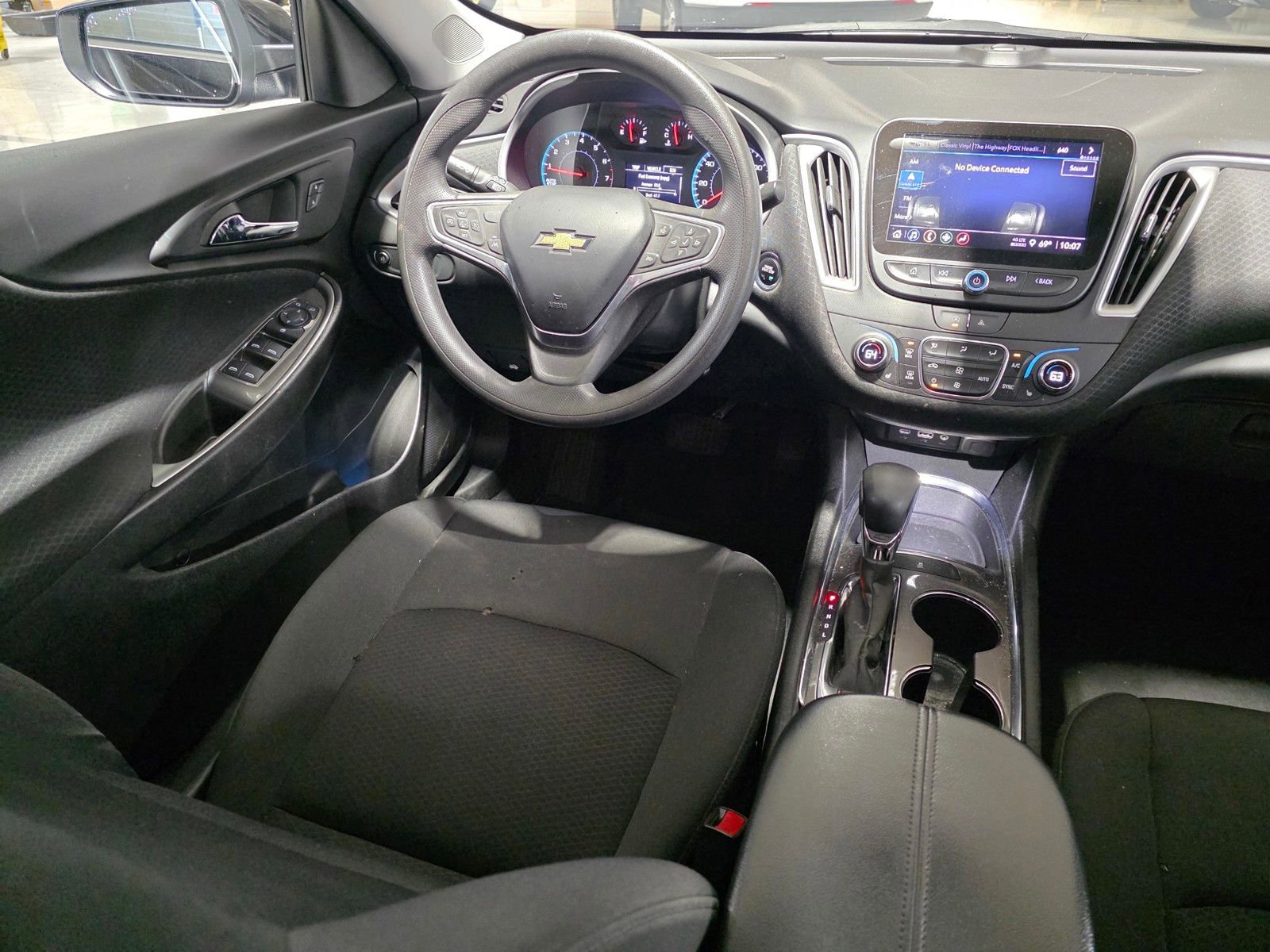 Used 2023 Chevrolet Malibu LT image 13