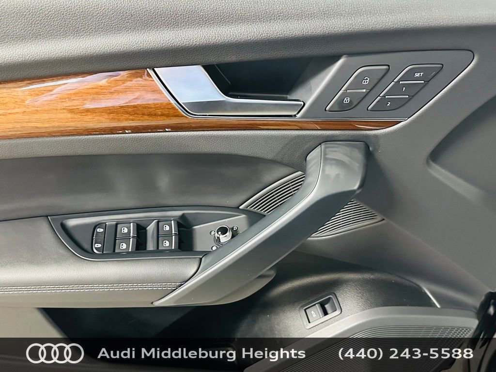 Certified 2023 Audi Q5 2.0T Premium Plus w/ Premium Plus Package image 27