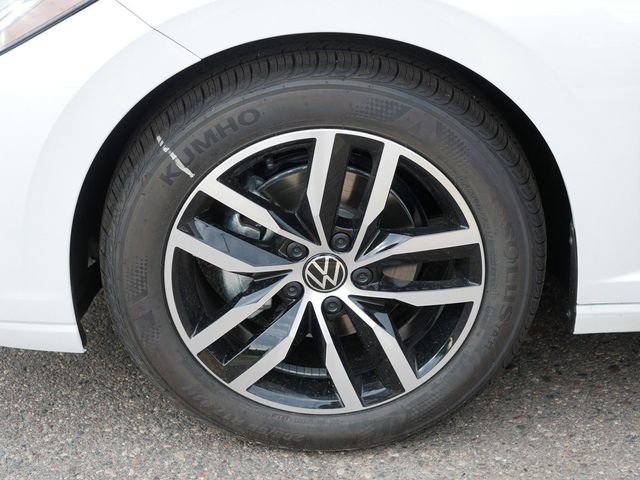 New 2025 Volkswagen Jetta SE FWD image 5