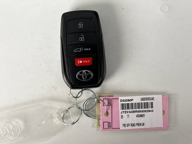 Used 2025 Toyota 4Runner TRD Off-Road Premium AWD/4WD image 22