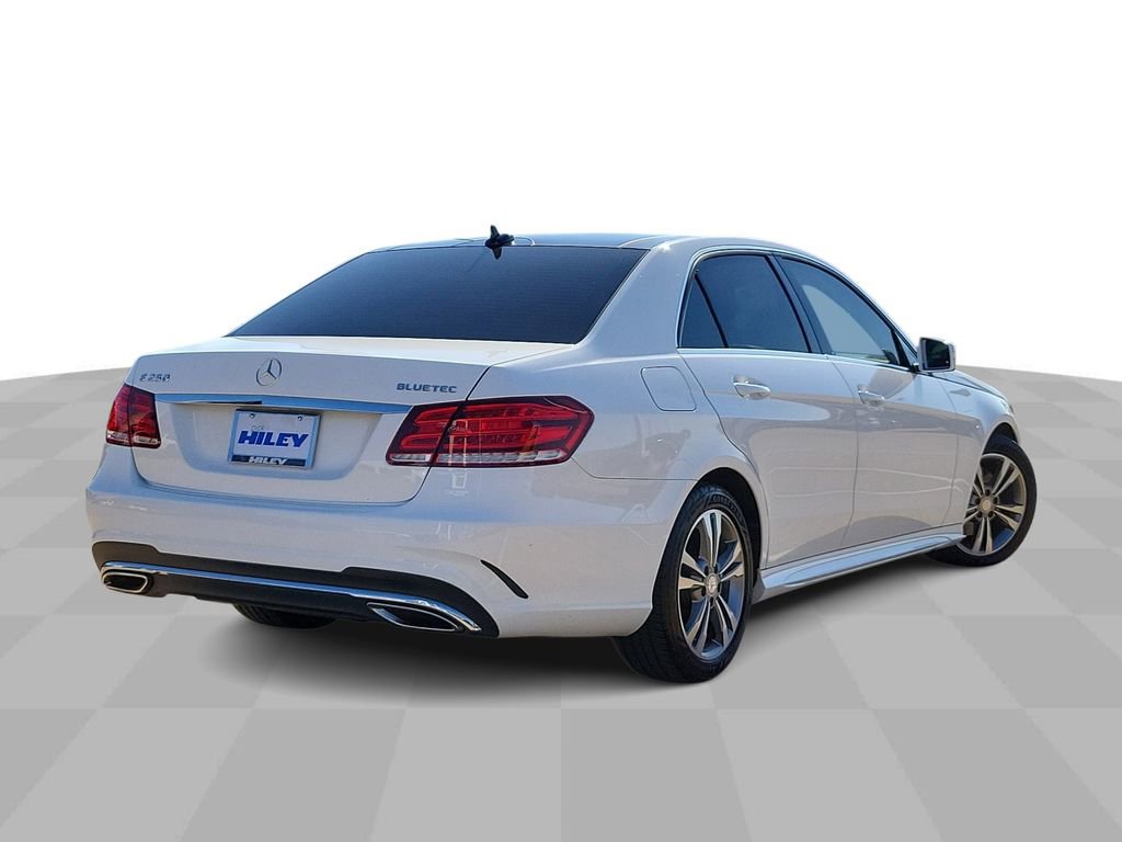 Used 2014 Mercedes-Benz E 250 BlueTEC Sedan image 8