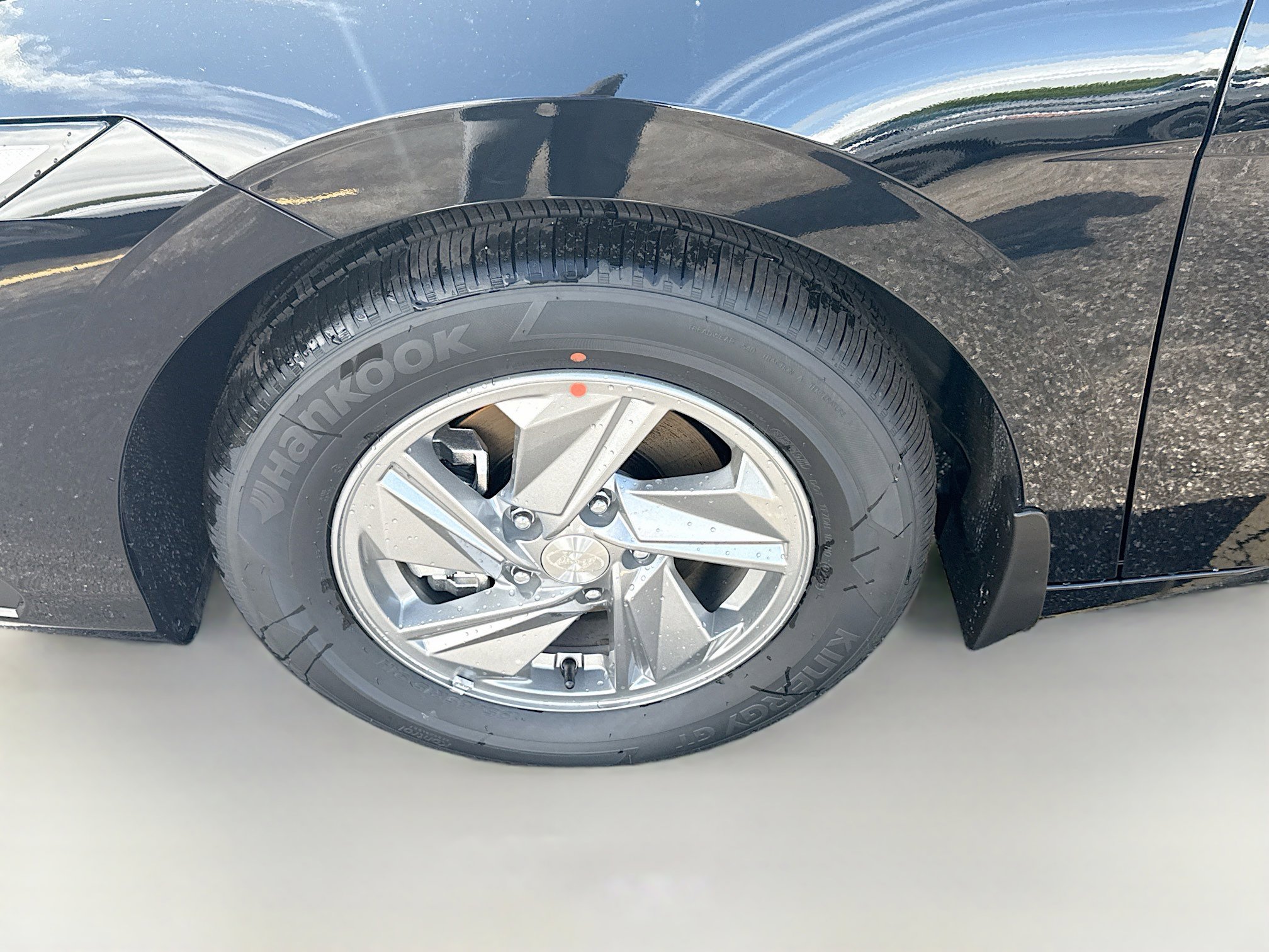 New 2026 Hyundai Elantra SE FWD image 23